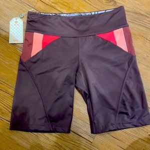 NWT, Maaji biker shorts